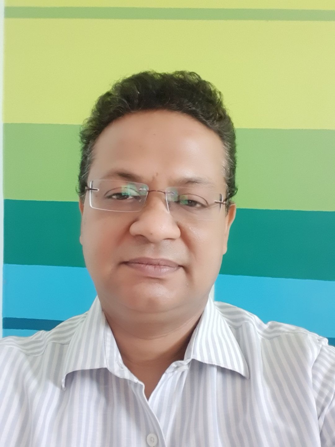 Dr.Abhinav Gupta - Neurosurgeon, Delhi