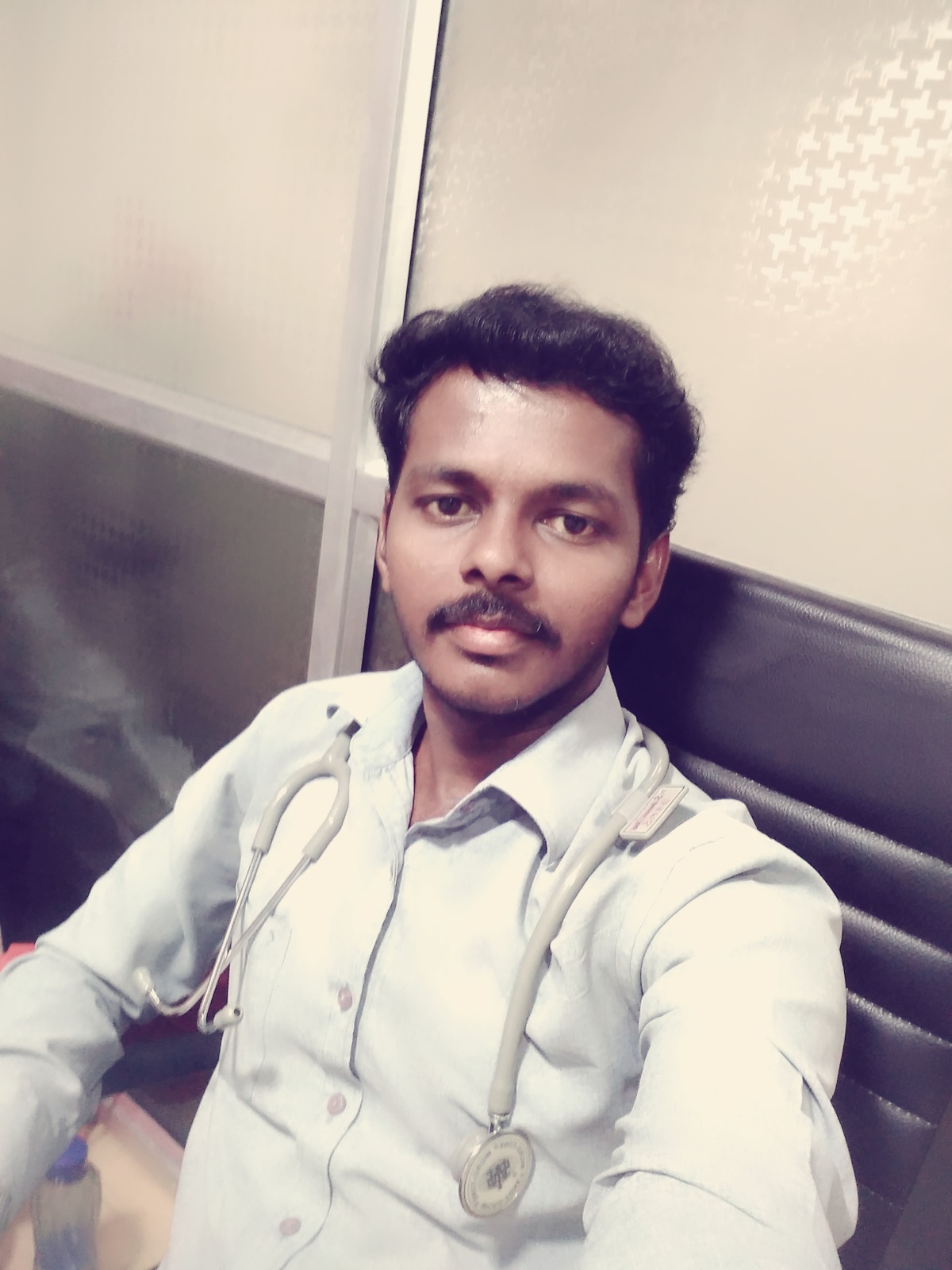 Dr.Samuel Raj S - Homeopathy Doctor, Chennai