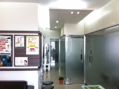 THE SKIN AND HAIR CLINIC in Rohini, Delhi - Book Appointment, View Contact  Number, Feedbacks, Address | Dr. Kapil Jain