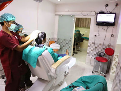 Hair Specialist doctors Best Hair Transplant Clinic in Delhi India   IssueWire