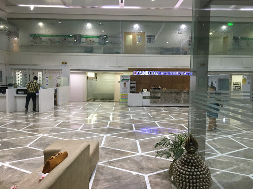 Yashoda Super Speciality Hospital In Kaushambi Ghaziabad Book Appointment View Contact Number Feedbacks Address Dr Naresh Agarwal Yashoda hospital is a premier healthcare facility offering a seamless operation theatre complex with hepa filters & laminar flow. yashoda super speciality hospital in