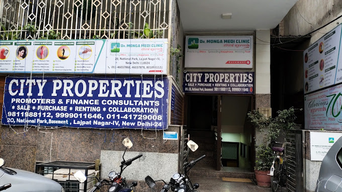 Dr. Monga Medi Clinic Image 11