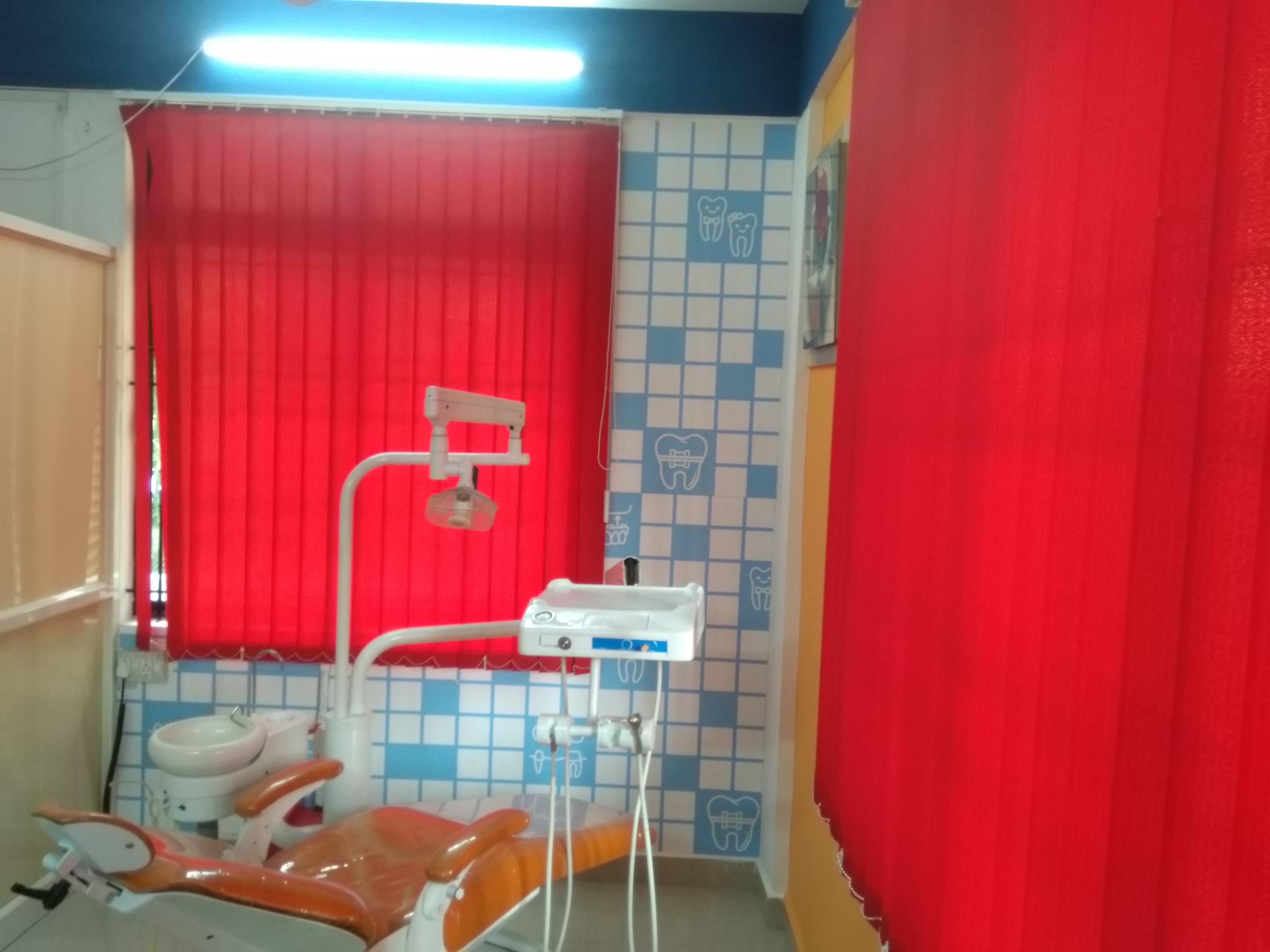 Facets Dental Image 1