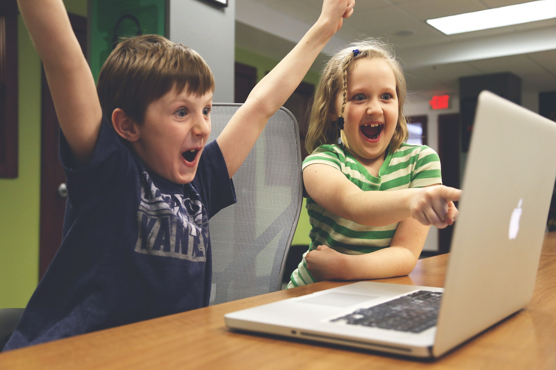 Child Addicted To Video Games - Know Its Impact On Their Minds! - By Dr.  Prerna Kohli | Lybrate