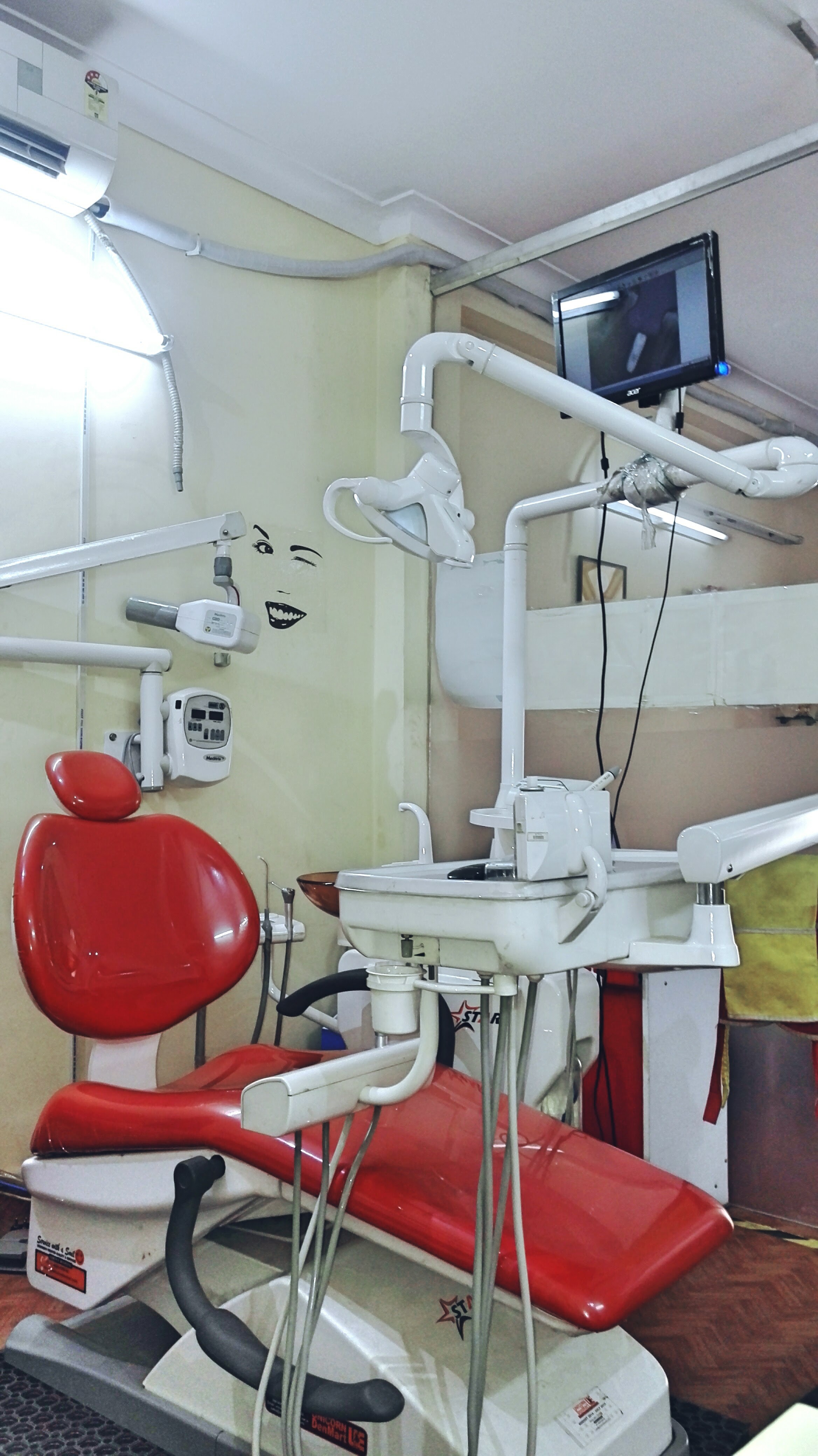 Smile On Dental Clinic Image 8