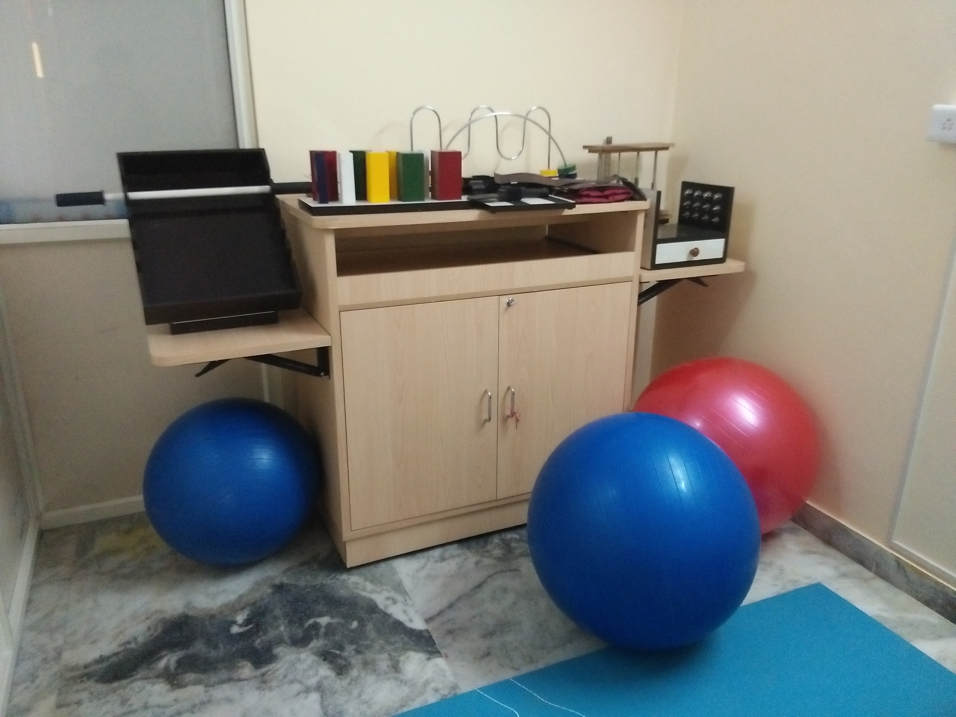 Dr. Singh's Clinic Image 7