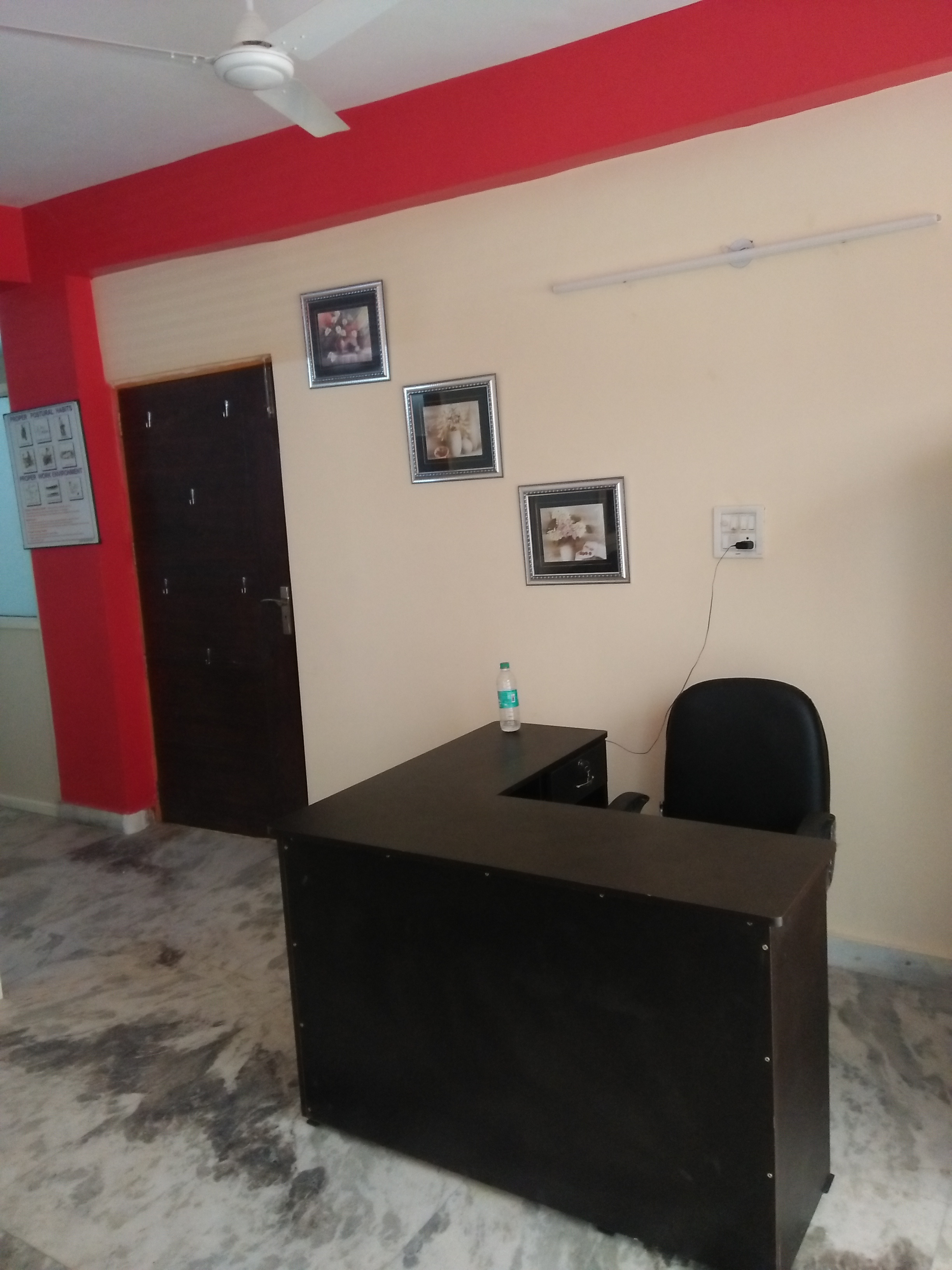Dr. Singh's Clinic Image 6
