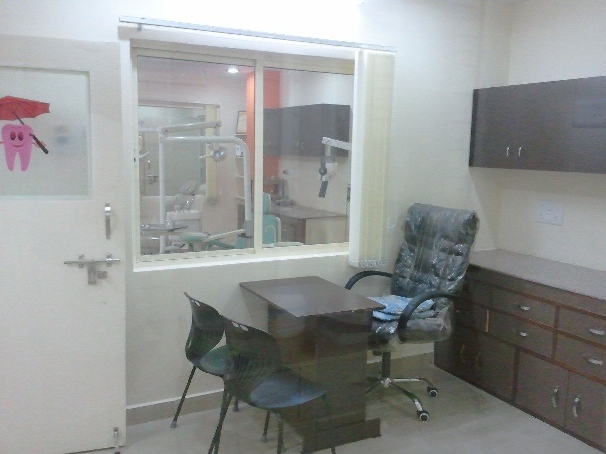 Denta GLO Dental Clinic And Implant... Image 2