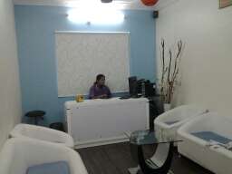 Dr. Parbatani Eye Clinic & Advanced Laser Centre Image 3