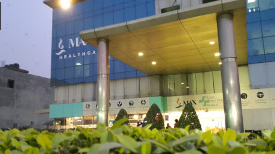 Max Super Speciality Hospital Vaishal Image 1