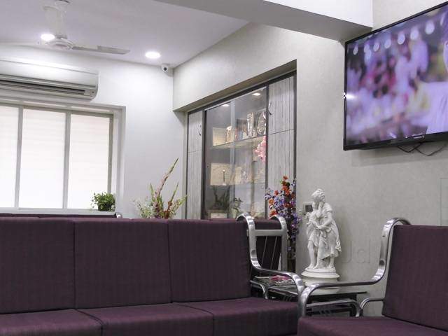 Eye Care & Lasik Centre Image 1