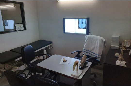 Dr. Goyal's Bone & Joint Centre Image 2