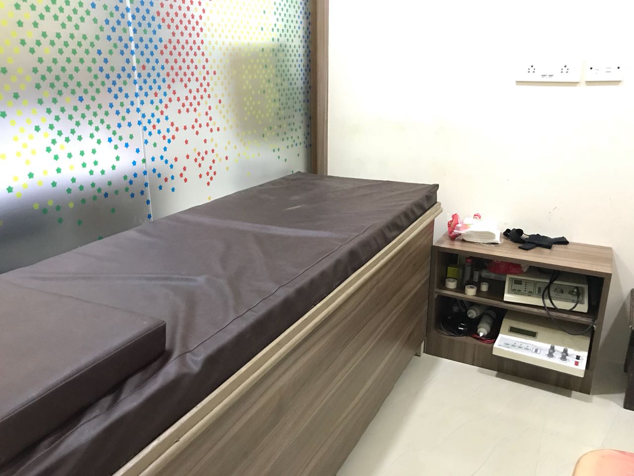 Dr. Saravana's Ortho Clinic Image 3
