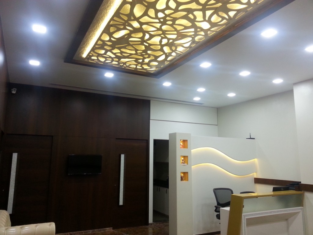 V Care Polyclinic Image 2