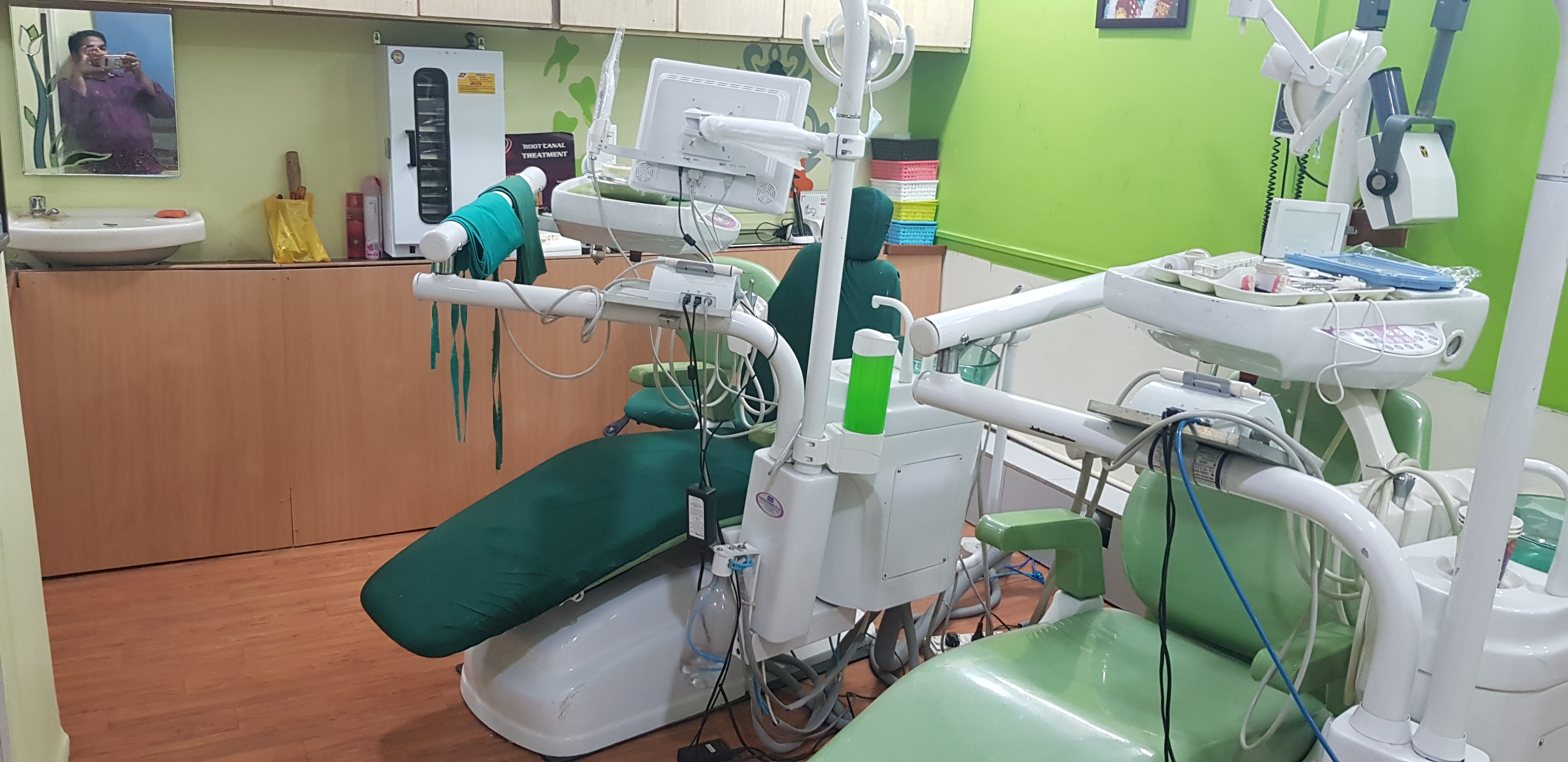 SSS DENTAL IMPLANT CENTER Image 1