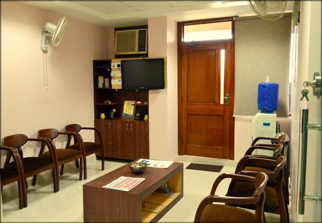 Shriram Dental Image 3