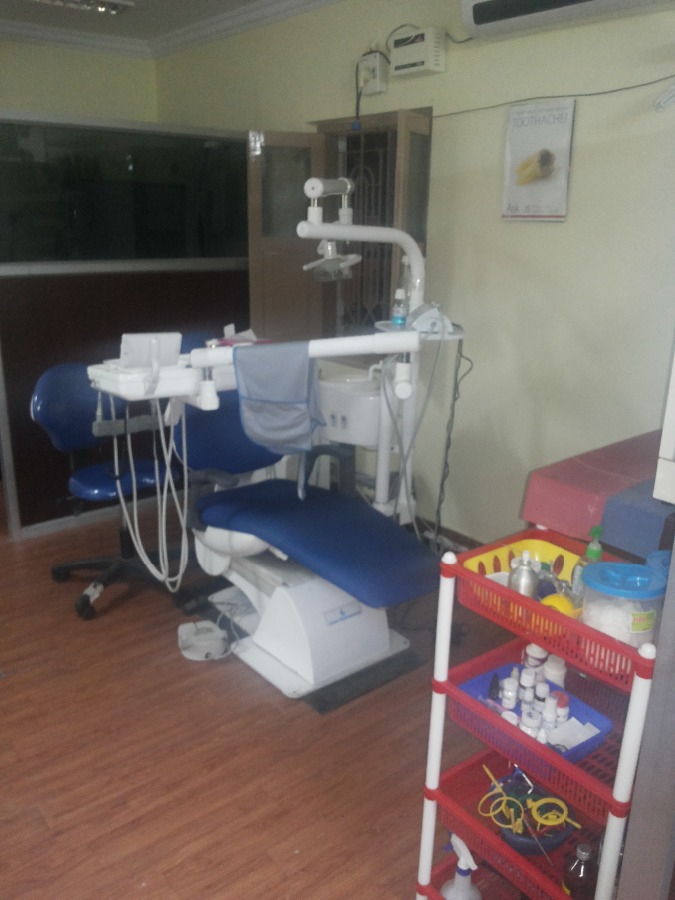 The Dentists Image 2