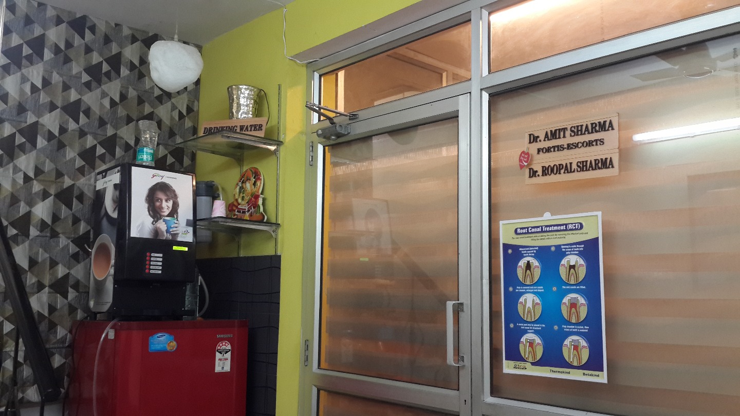 Dr. Amit Sharma's Arun Dental Hospital Image 1