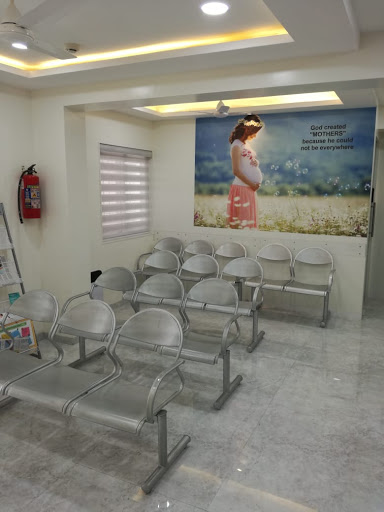 Dr.Bumb Nursing Home Image 7