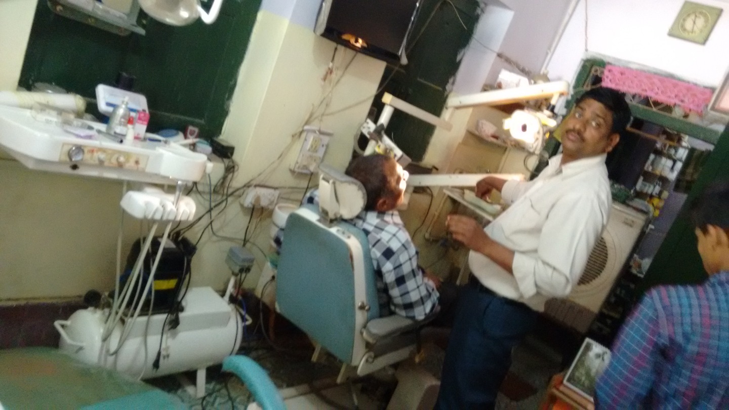 Ideal Dental care (Dr. Sanjay Kumar) Image 1