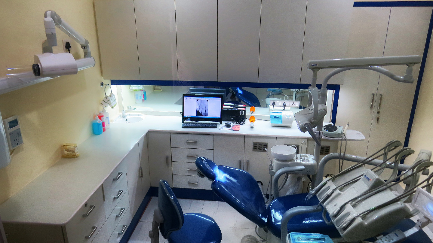 Smile Oracles Multispeciality Dental Clinic Image 3