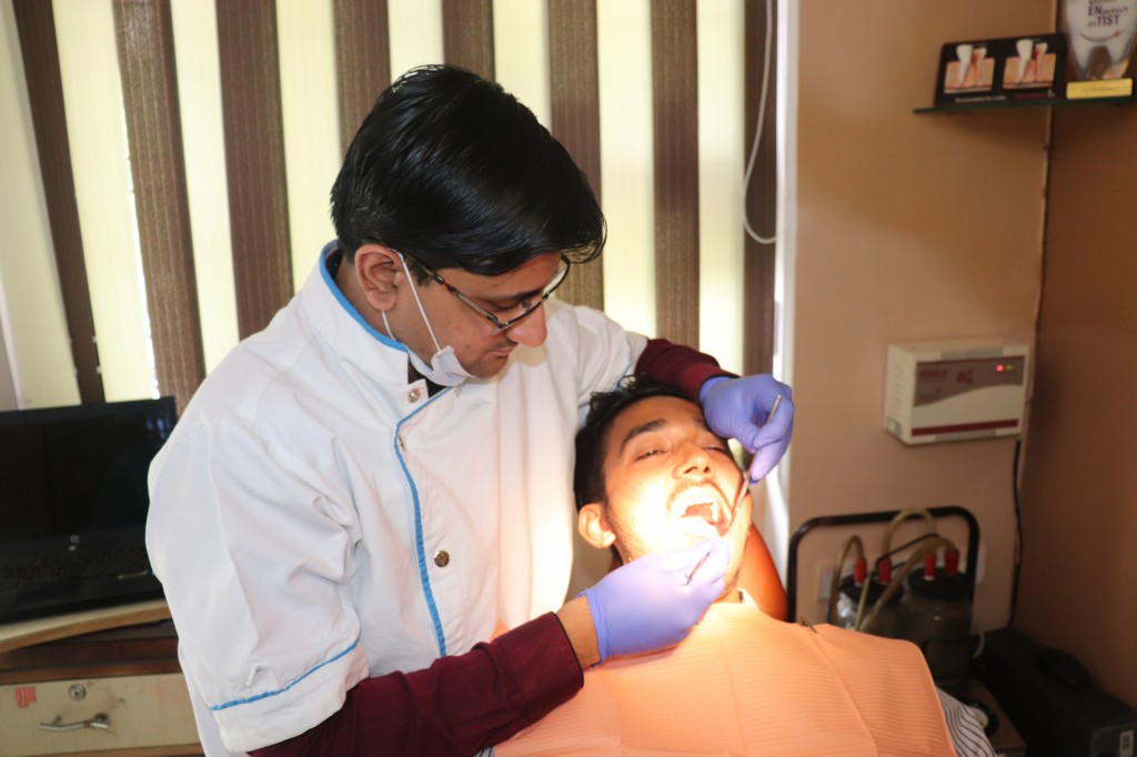 AMIT DENTAL CLINIC Image 3
