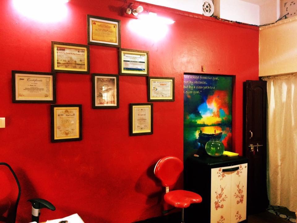32 Signature Smiles Multispeciality Dental clinic & Implant Centre Image 2
