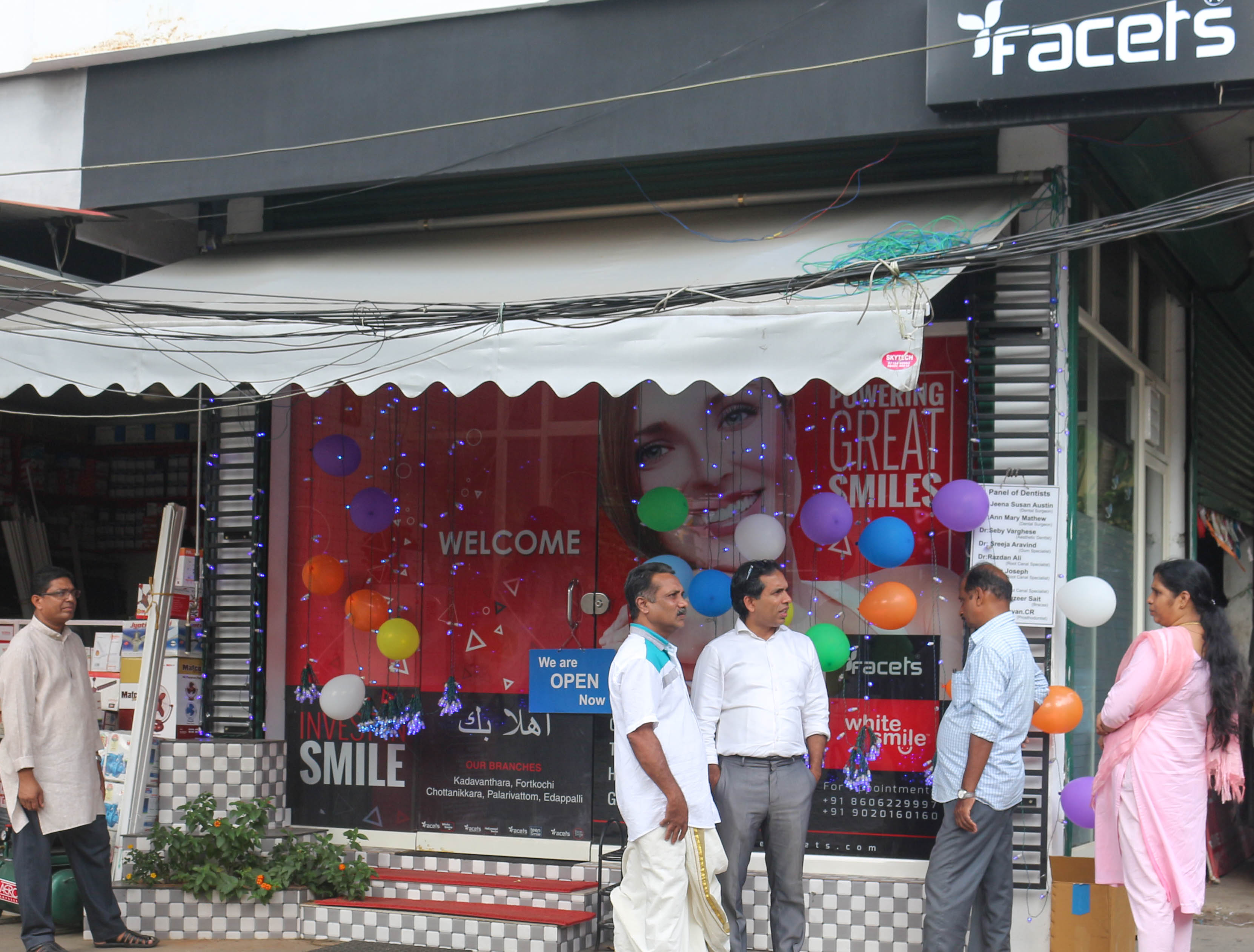 Facets Dental Clinic -Kaloor Image 2