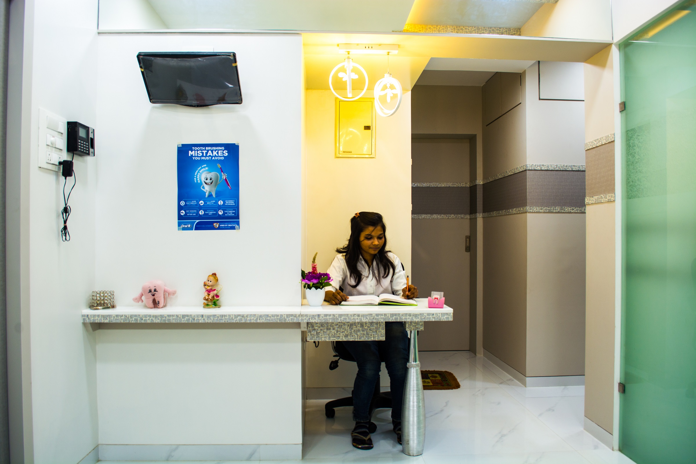 Smile Gallery Dental Clinic Image 10