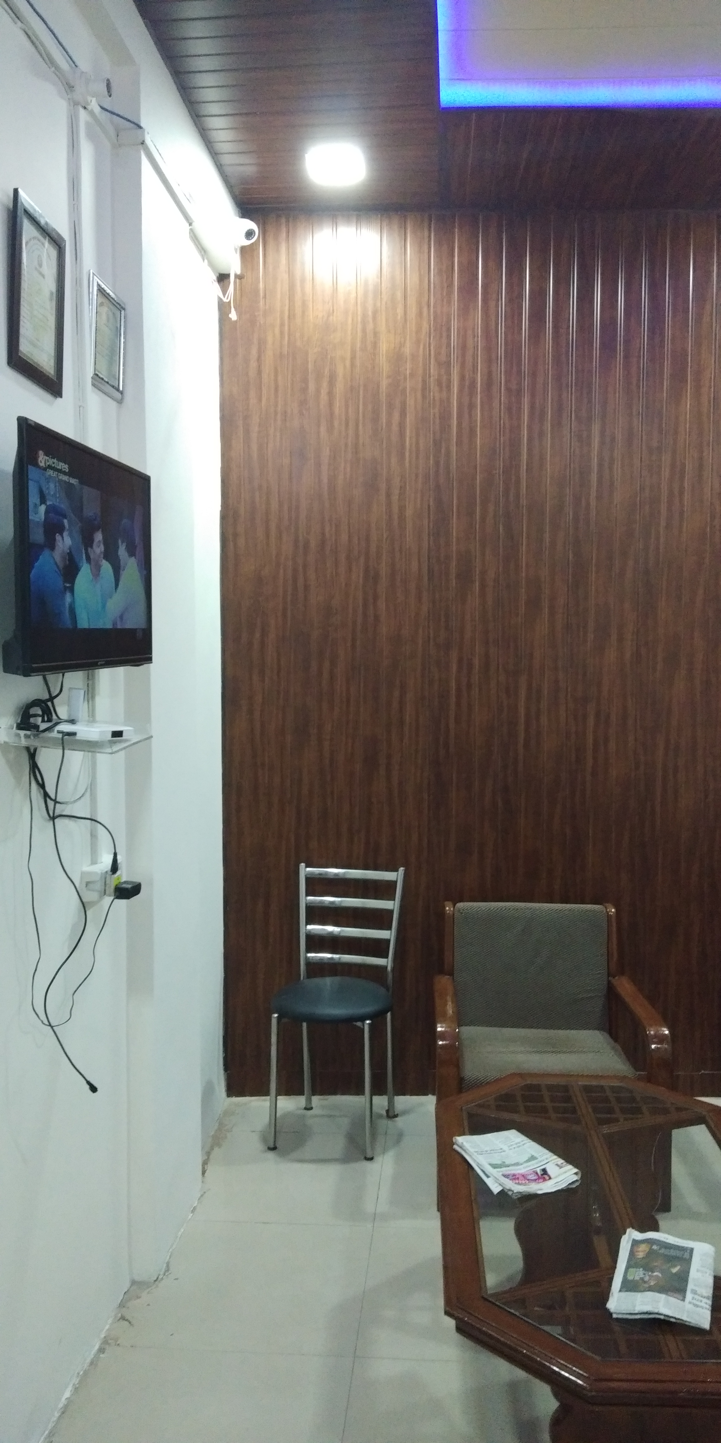 Dr Azad Clinic Pvt Ltd,Noida Image 3