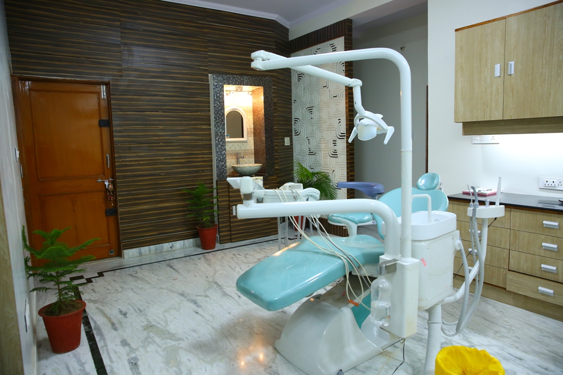 EKDANTAM MULTISPECIALITY DENTAL CLINIC Image 4