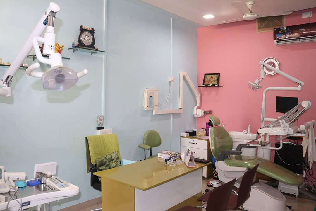 HAPPY SMILES DENTAL CARE Image 2