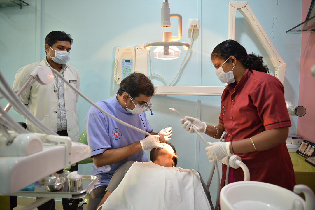 HAPPY SMILES DENTAL CARE Image 5