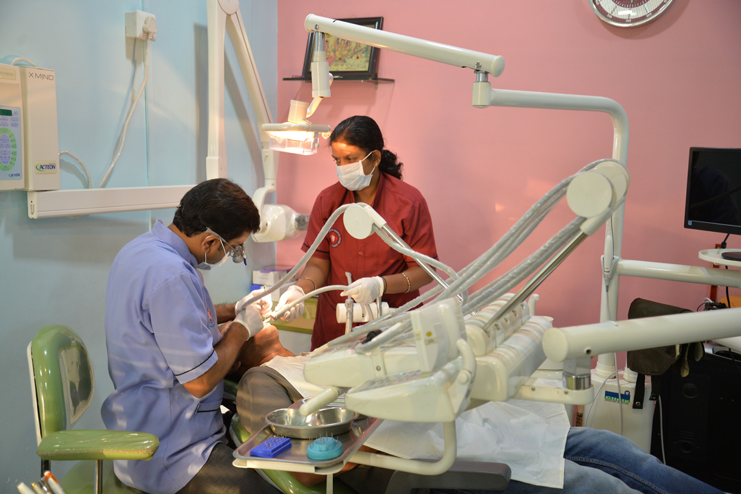 HAPPY SMILES DENTAL CARE Image 3