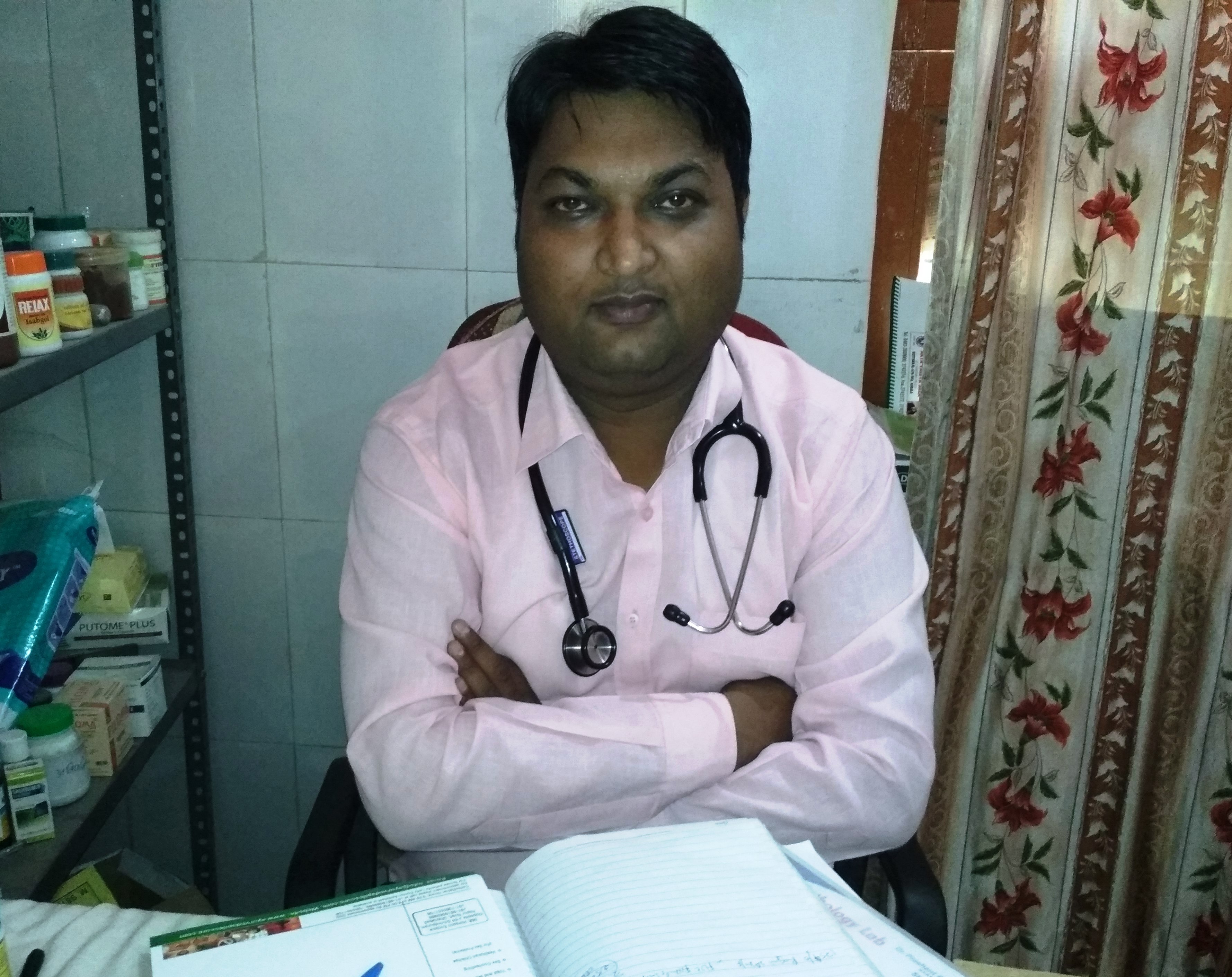 Shri Dhanwantari Piles-Fistula-Fissure Clinic Image 4