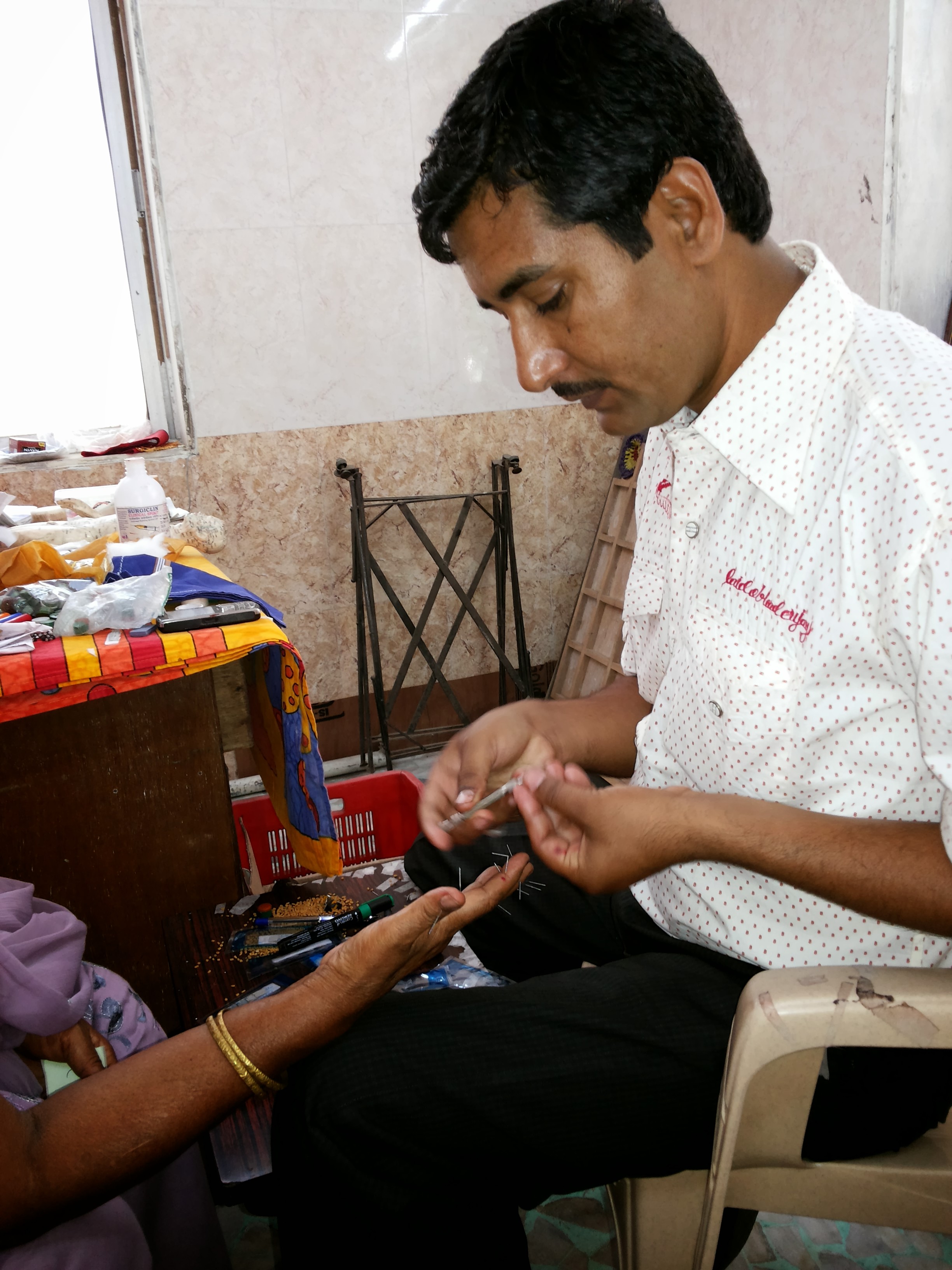Divine acupuncture/acupressure & sujok therapy center Image 6
