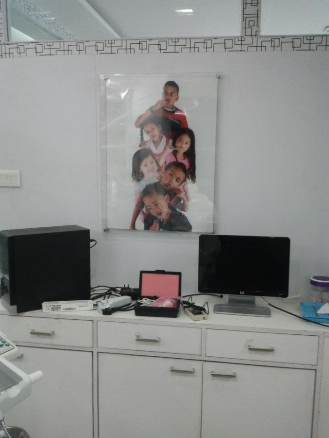 Ritzy Dental And Cosmetic Lounge Image 2