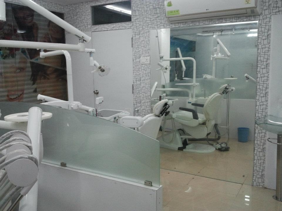 Ritzy Dental And Cosmetic Lounge Image 5
