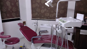 Smile Care Dental Clinic Image 1
