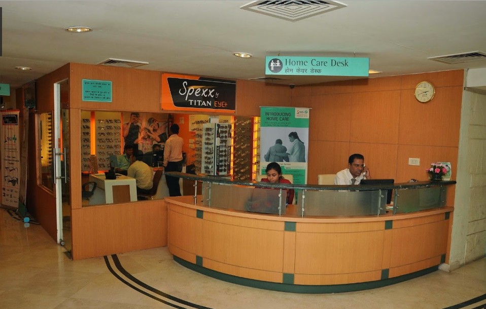 Max Super Specialty Hospital, Patpar Ganj Image 2